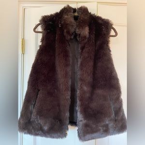 Faux fur reversible brown vest, size womens small/medium